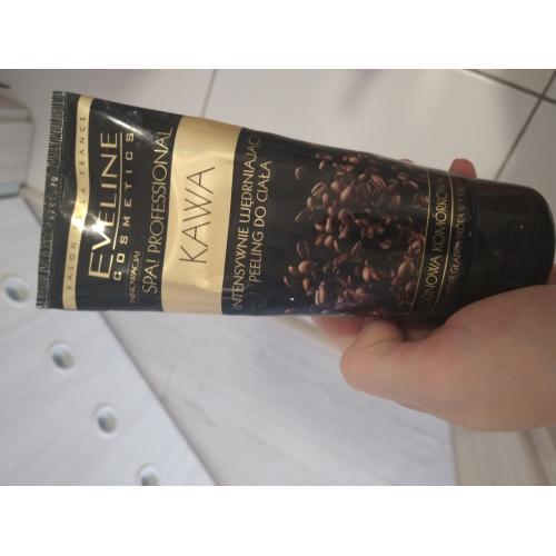 Eveline Cosmetics SPA Professional Intensywnie ujędrniający peeling