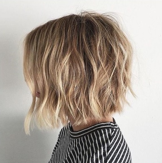 Fryzura blunt bob - inspiracje Fryzura blunt bob