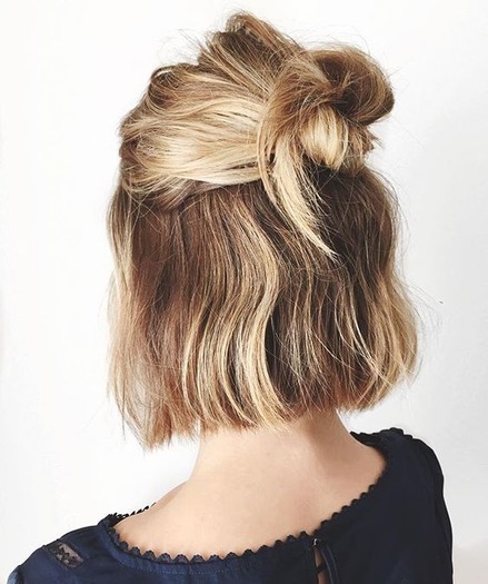 Fryzura blunt bob - inspiracje Fryzura blunt bob
