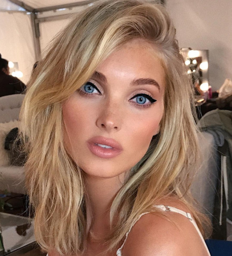 Modelka Elsa Hosk Blond w odcieniu cream soda - najmodniejsza koloryzacja na jesień