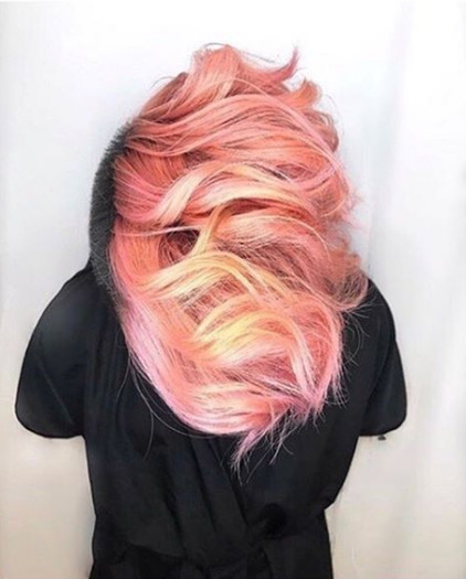 Koloryzacja na jesień - coral hair Koloryzacja coral hair na krótkich włosach
