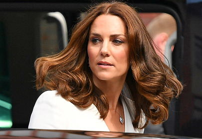 księżna kate middleton włosy rozpuszczone księżna kate middleton włosy rozpuszczone