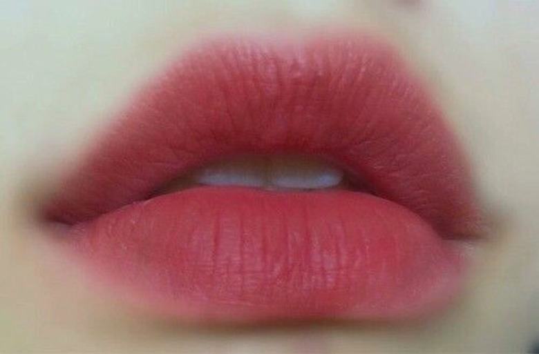 Modny makijaż- blurred lips Modny makijaż- blurred lips