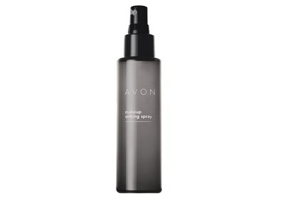 Nowy spray utrwalający makijaż Avon Nowy spray utrwalający makijaż Avon