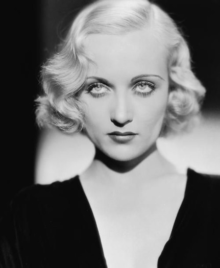 Urodowe triki gwiazd Hollywood Carole Lombard
