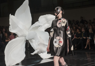 Alexander McQueen wiosna-lato 2015 Alexander McQueen wiosna-lato 2015