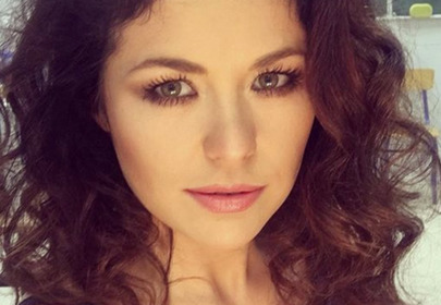 kasia cichopek selfie kręcone włosy długie rzęsy kasia cichopek selfie kręcone włosy długie rzęsy