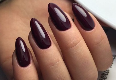 bordowy manicure bordowy manicure