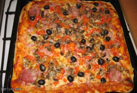 Pizza Najlepsze Ciasto Ktore Zawsze Sie Udaje Przepis Kulinaria Wizaz Pl
