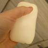 Zdjęcie do recenzji Delikatne, bezzapachowe mydełko na bazie olejów roślinnych, szkoda tylko, że brak soli potasowych w składzie. od użytkownika Moniula93