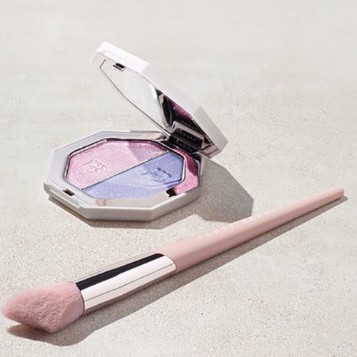 rihanna highlighter palette