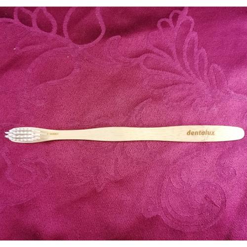 Dentalux, Bamboo Brush Medium (Bambusowa szczoteczka do mycia zębów)