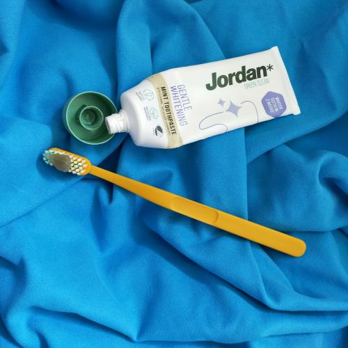 Jordan Green Clean, Gentle Whitening Toothpaste (Wybielająca pasta do zębów) - opinie | zdjęcie do recenzji od 48cfe75c0201e6b35e7351c05adefbc8b571454f_661c6006a56c8