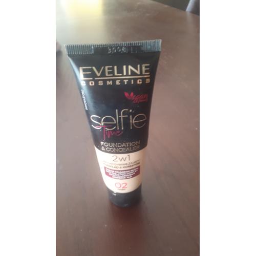 Eveline Cosmetics Selfie-Time Foundation & Concealer (Kryjąco-nawilżający podkład-korektor 2 w 1) - opinie | zdjęcie do recenzji od Magnolia001
