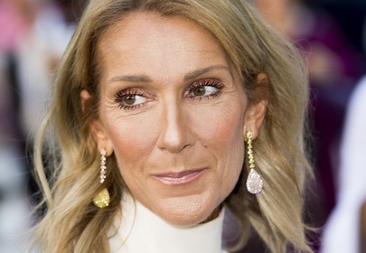 Celine Dion ma bardzo krótkie włosy. Postawiła na pixie cut Celine Dion ma bardzo krótkie włosy. Postawiła na pixie cut