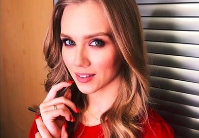 Agnieszka Kaczorowska w swetrze Zary Agnieszka Kaczorowska w swetrze Zary
