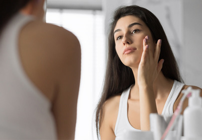 Żel nawilżający Garnier Skin Naturals Hyaluronic Alloe Jelly skład działanie opinie promocja Żel nawilżający Garnier Skin Naturals Hyaluronic Alloe Jelly skład działanie opinie promocja