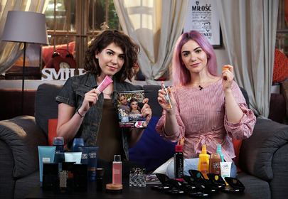 dziewczyny testują Avon dziewczyny testują Avon